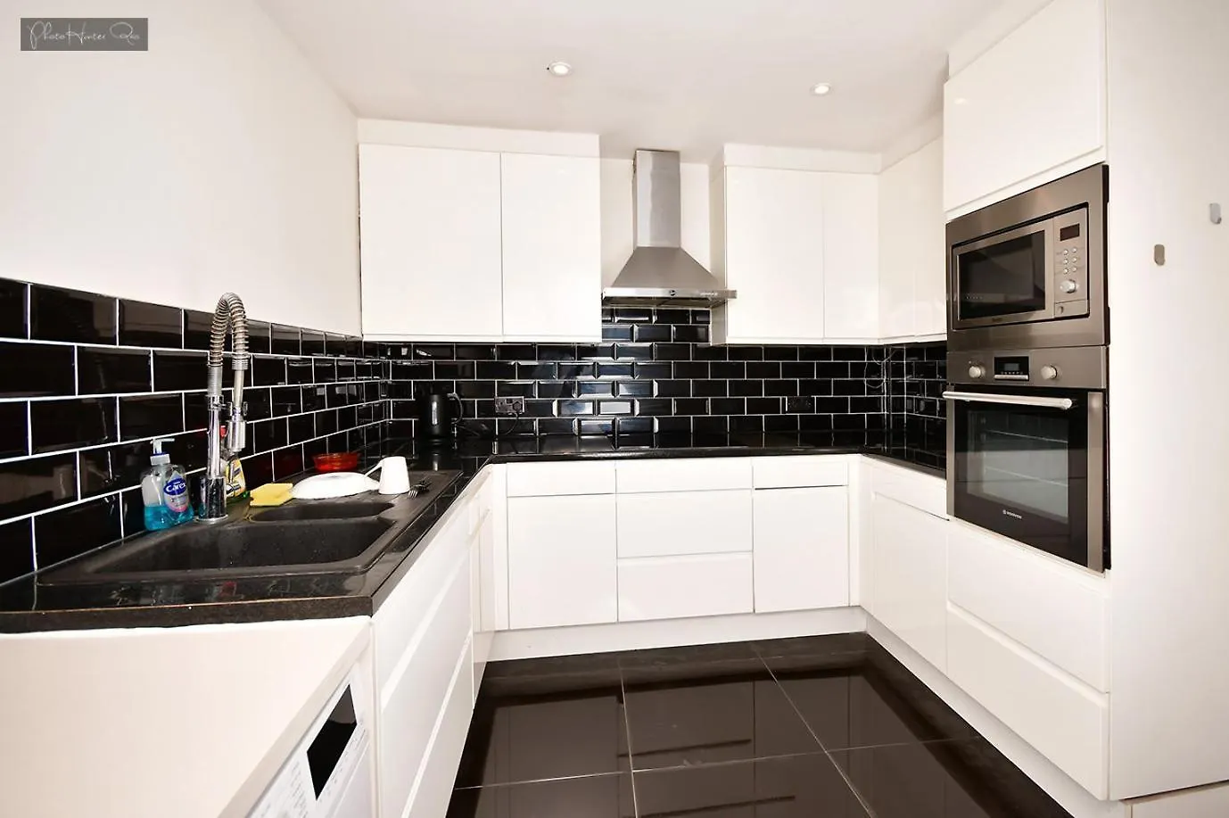 Morden Stratford Room 2 With Shared Bathroom London